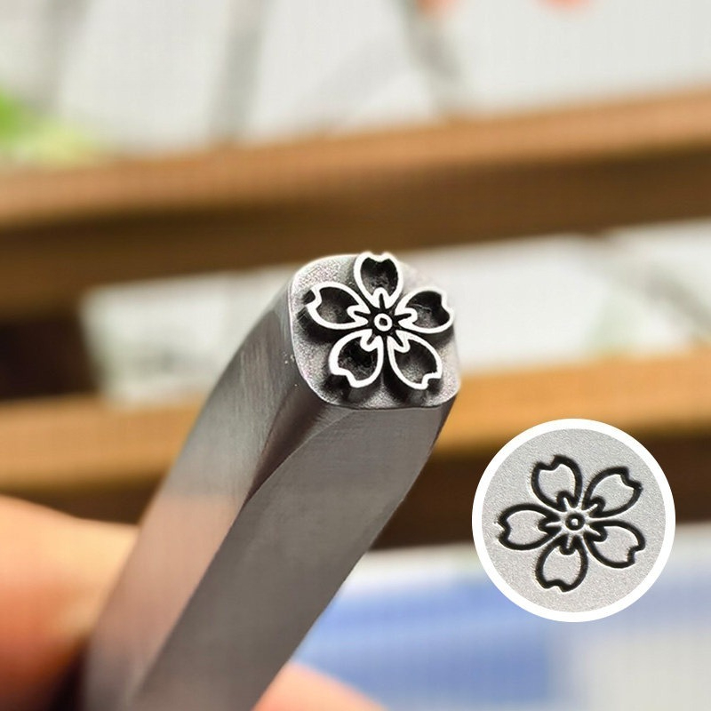 5/7mm Flower Pattern Metal Sta - огляд і ціна Leatherwork Punching Tool
