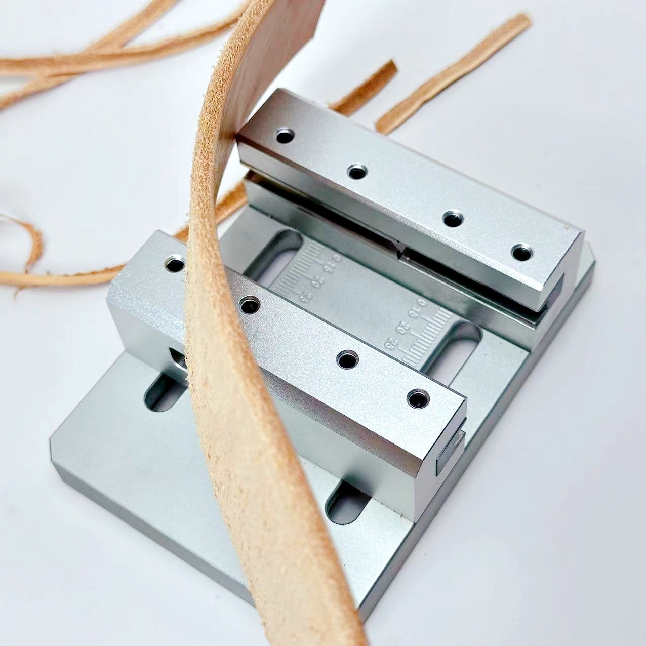 Belt Edge Trimming Machine Bel - огляд і ціна Leather Works Belt
